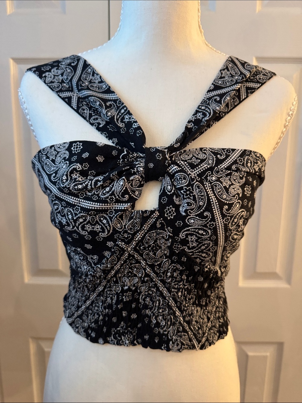 Monteau Black and White Paisley Crop Top